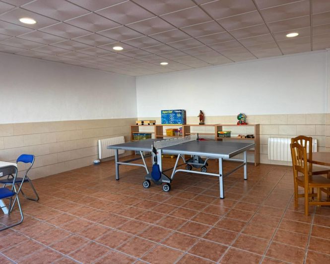 Image No.33-1 Bed Townhouse for sale