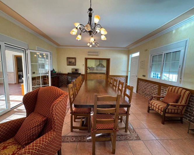 Image No.8-1 Bed Townhouse for sale