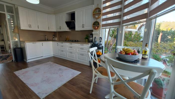 Image No.6-4 Bed Villa for sale