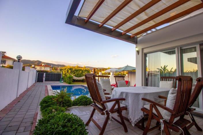 Image No.3-3 Bed Villa for sale