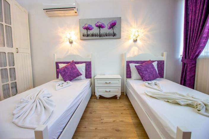 Image No.15-3 Bed Villa for sale