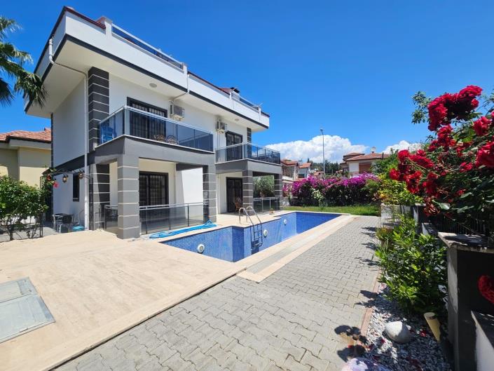 Image No.54-5 Bed Villa for sale