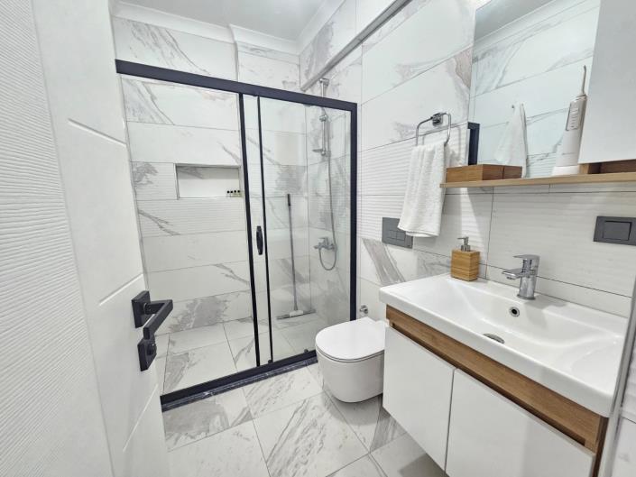 Image No.20-2 Bed Apartment for sale