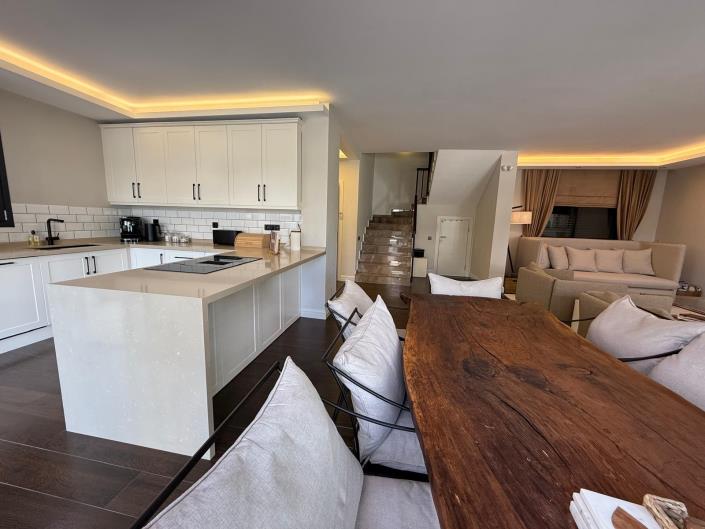 Image No.21-5 Bed Villa for sale