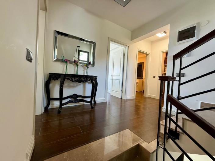 Image No.24-5 Bed Villa for sale