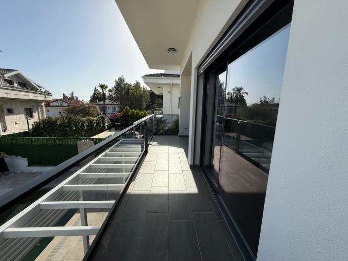 Image No.32-5 Bed Villa for sale