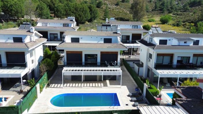 Image No.3-5 Bed Villa for sale