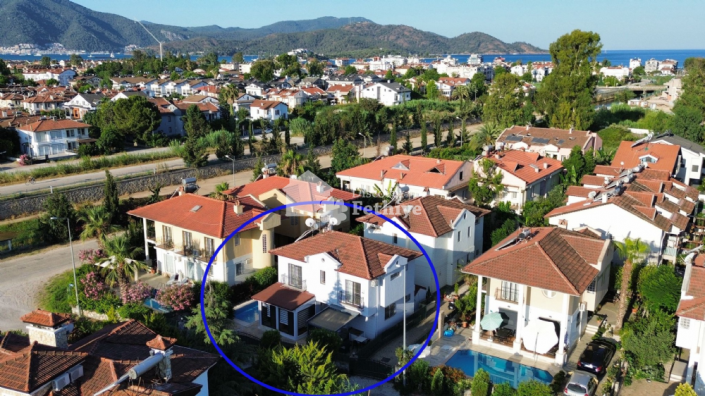 Image No.1-3 Bed Villa for sale
