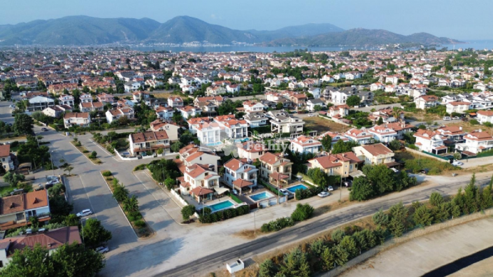 Image No.6-4 Bed Villa for sale