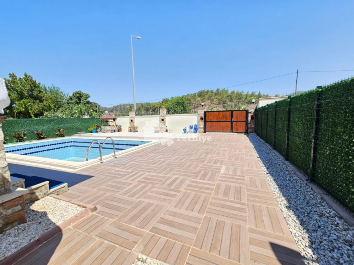 Image No.12-4 Bed Villa for sale