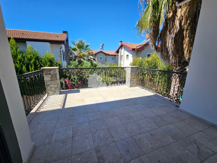 Image No.28-3 Bed Villa for sale