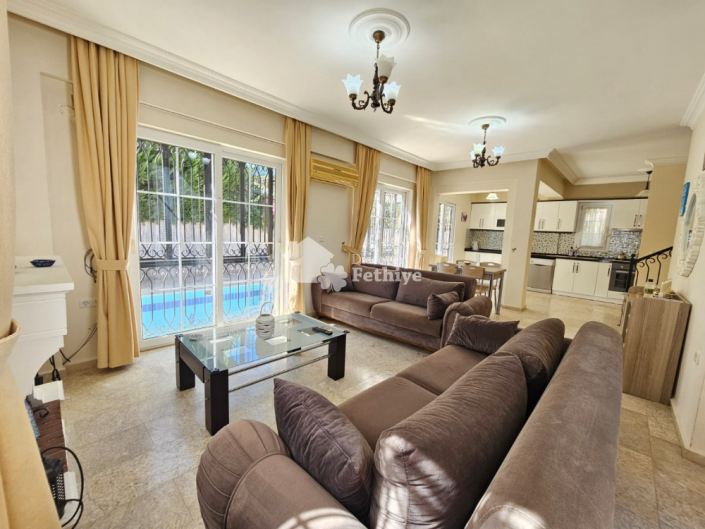 Image No.12-3 Bed Villa for sale