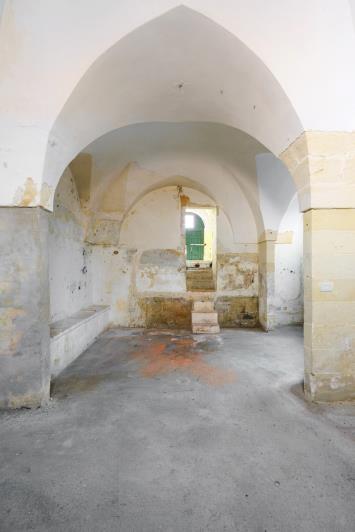 Image No.12-3 Bed Townhouse for sale