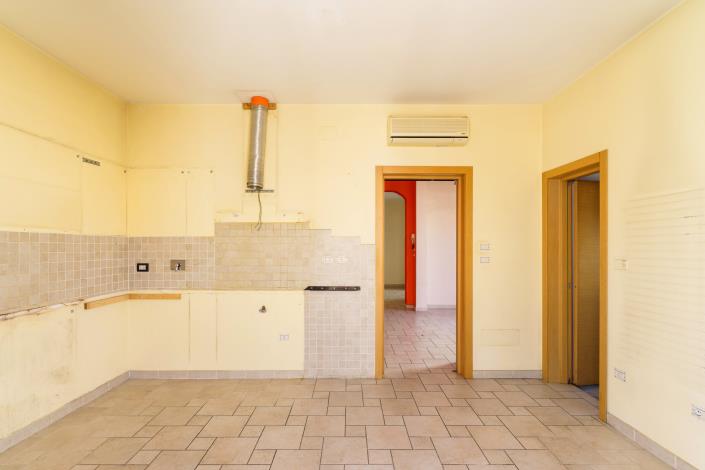 Image No.25-3 Bed Townhouse for sale