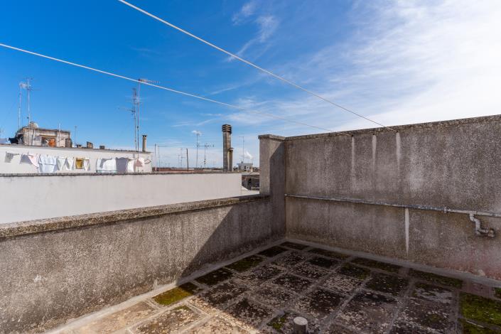 Image No.36-3 Bed Townhouse for sale