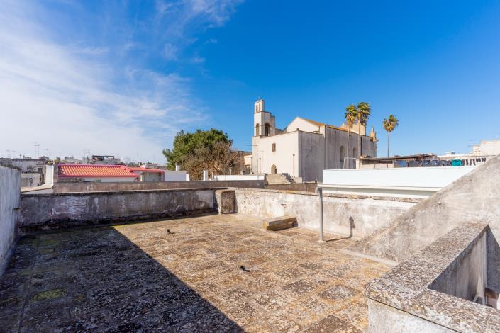 Image No.38-3 Bed Townhouse for sale