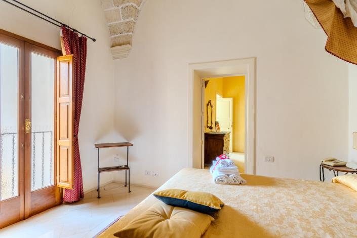 Image No.28-7 Bed Hotel for sale