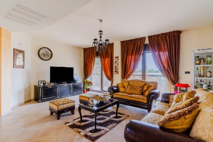 Image No.47-4 Bed Villa for sale