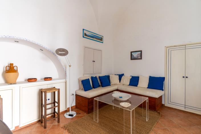 Image No.5-2 Bed Townhouse for sale