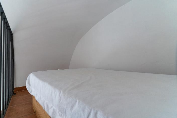 Image No.7-2 Bed Townhouse for sale