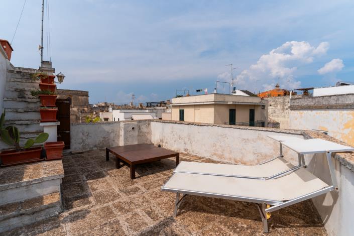 Image No.22-2 Bed Townhouse for sale