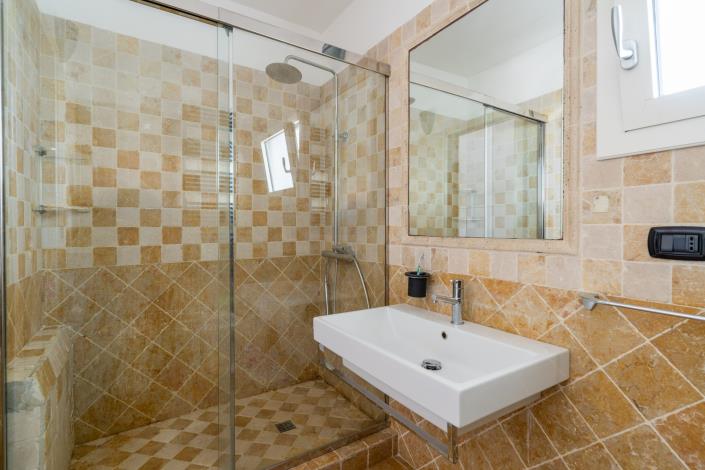 Image No.25-2 Bed Apartment for sale