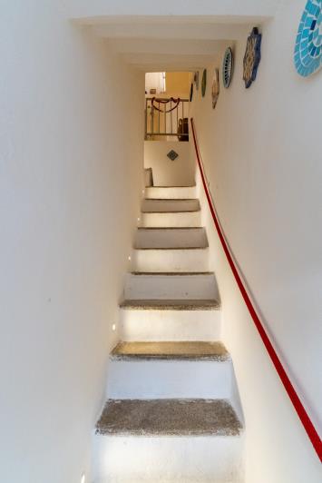 Image No.10-2 Bed Townhouse for sale