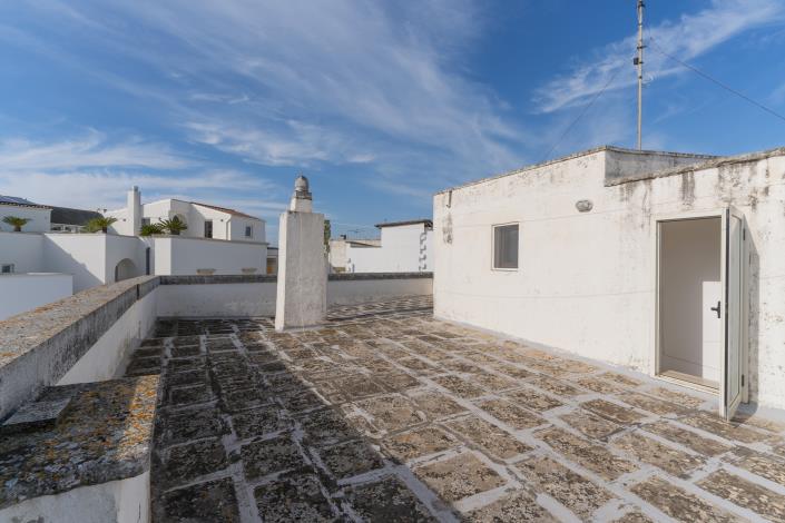 Image No.23-4 Bed Townhouse for sale