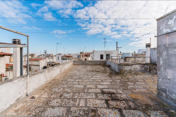 Image No.21-2 Bed Apartment for sale