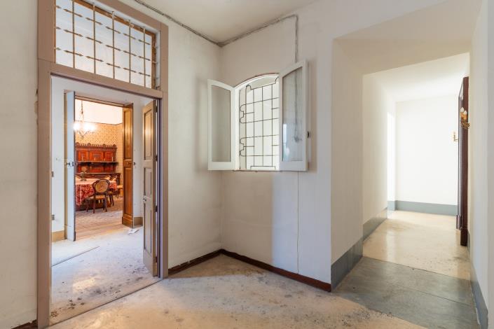 Image No.29-8 Bed Mansion for sale