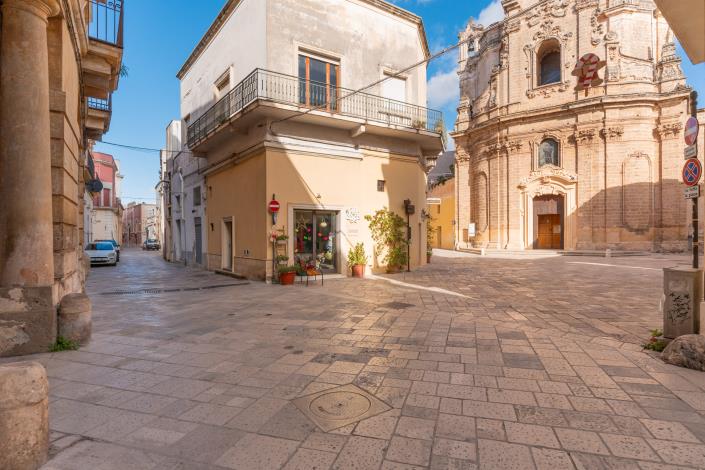 Image No.39-8 Bed Mansion for sale