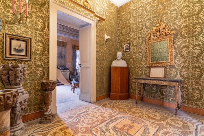 Image No.48-8 Bed Mansion for sale