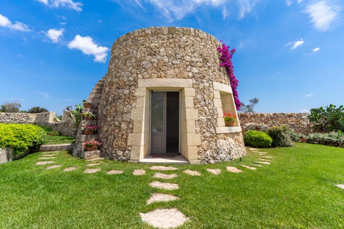 Image No.30-5 Bed Villa / Detached for sale