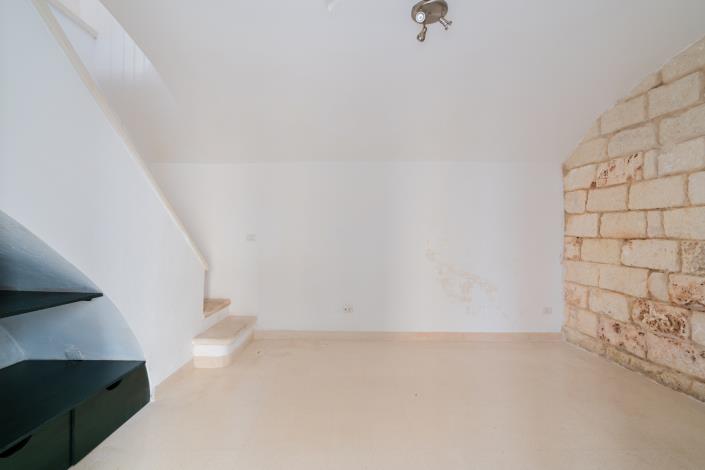 Image No.3-1 Bed Townhouse for sale