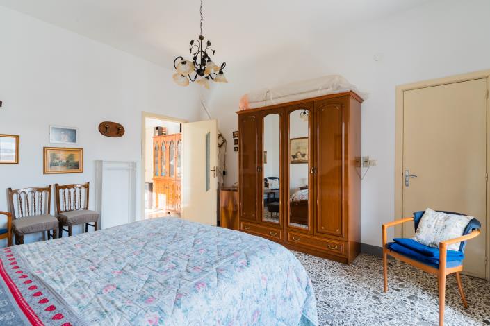 Image No.12-1 Bed Apartment for sale