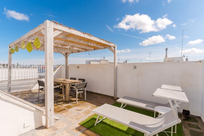 Image No.26-2 Bed Apartment for sale