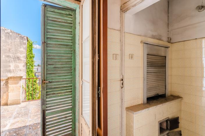 Image No.24-7 Bed Mansion for sale