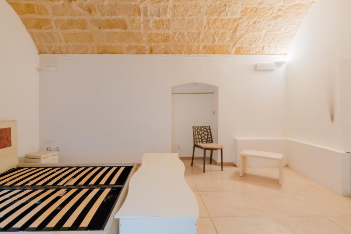 Image No.10-1 Bed Apartment for sale