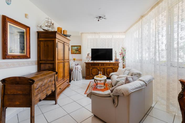 Image No.2-5 Bed Villa / Detached for sale