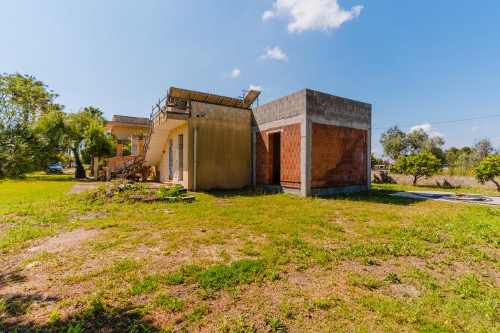 Image No.39-5 Bed Villa / Detached for sale