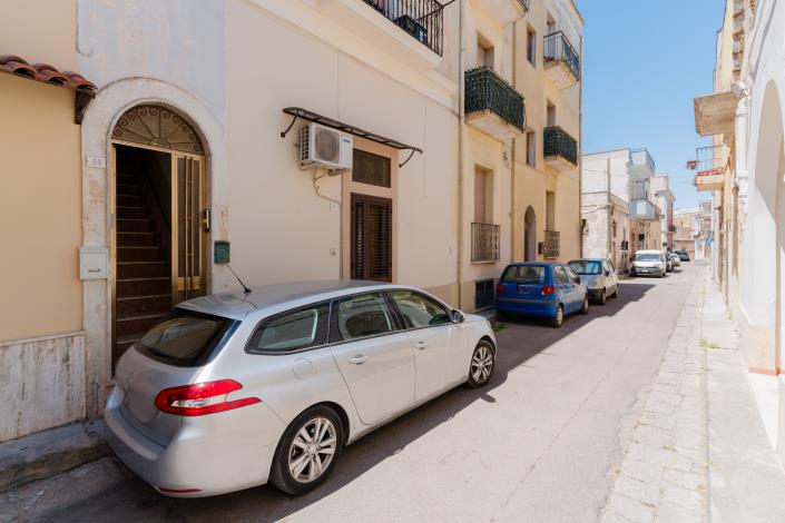 Image No.22-1 Bed Apartment for sale