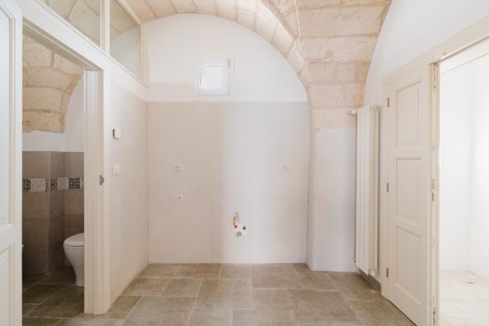 Image No.8-3 Bed Townhouse for sale