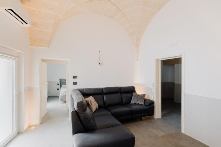 Image No.25-3 Bed Townhouse for sale