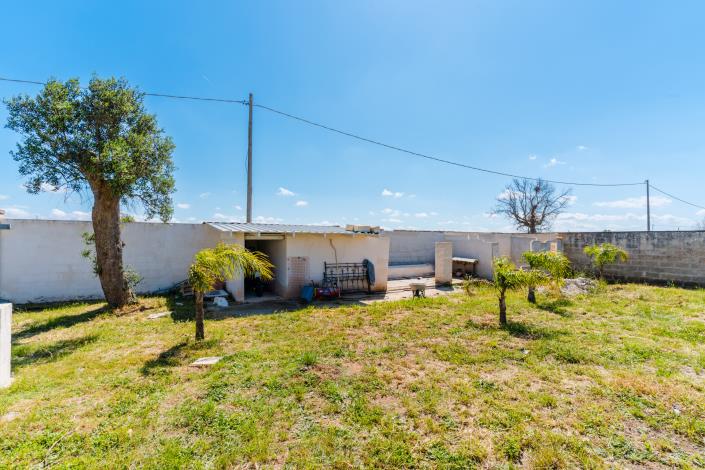 Image No.5-2 Bed Villa / Detached for sale