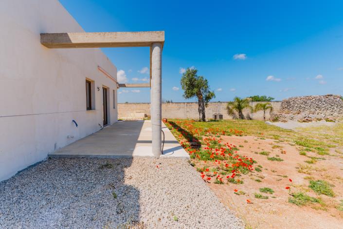 Image No.9-2 Bed Villa / Detached for sale