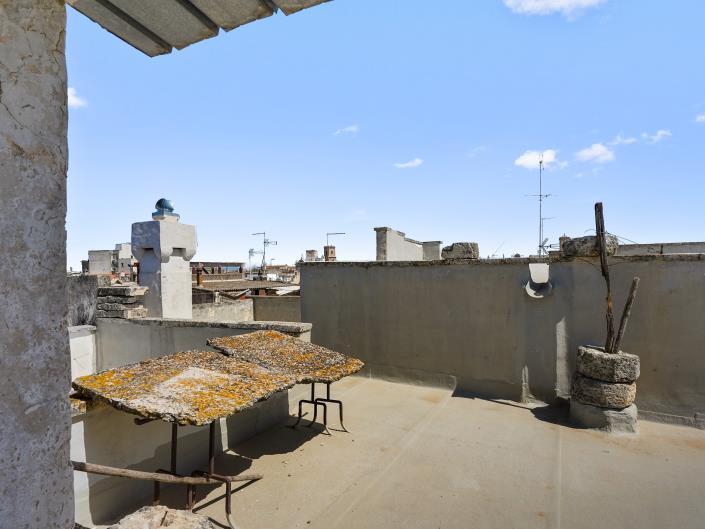 Image No.19-2 Bed Apartment for sale