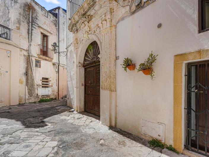 Image No.38-2 Bed Apartment for sale