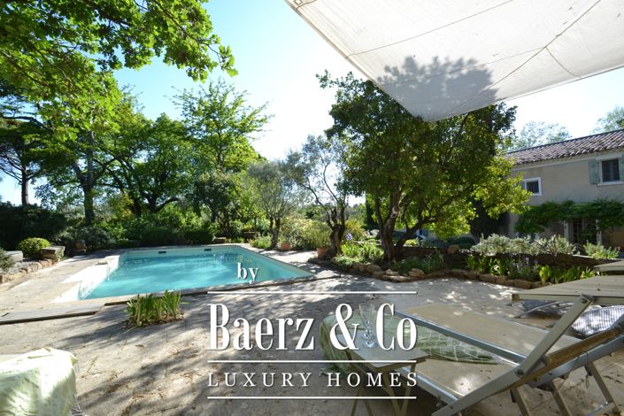 Image No.13-6 Bed Property for sale