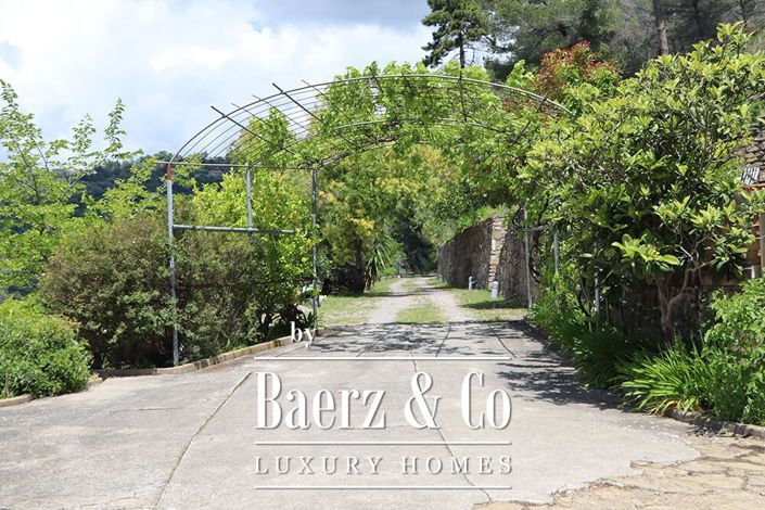 Image No.119-4 Bed Villa for sale