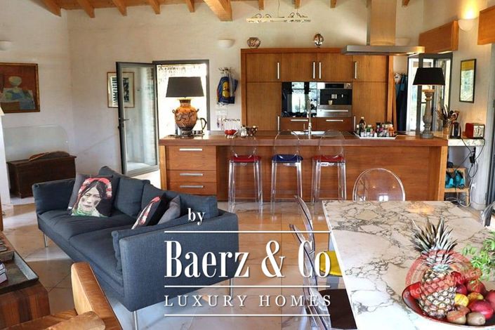 Image No.18-4 Bed Villa for sale